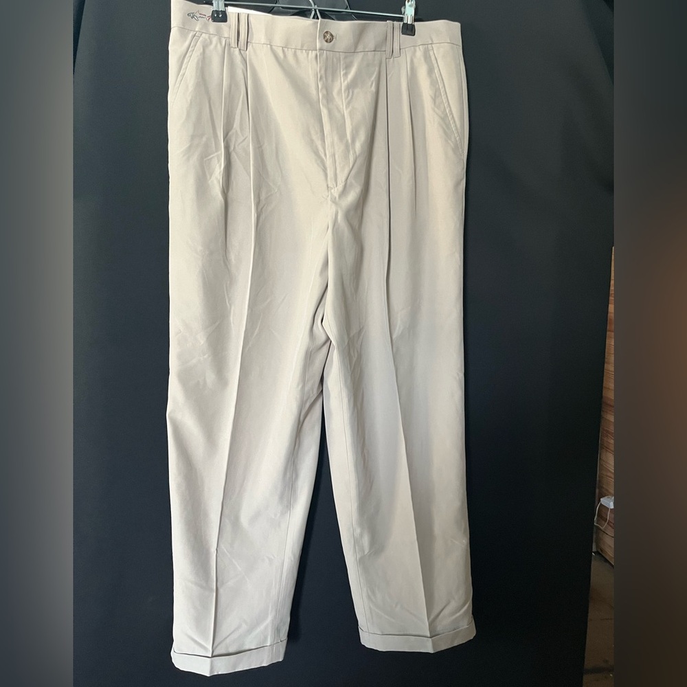 Men's Greg Norman tan chinos